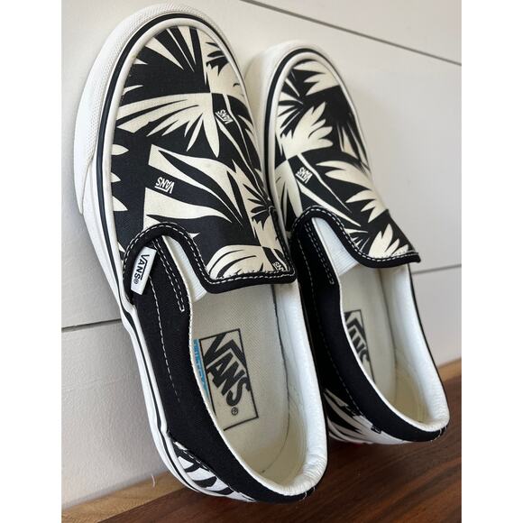 Vans Classic Slip-On UltraCush B/W Mod Size 6.5W / 5M - Picture 2 of 13